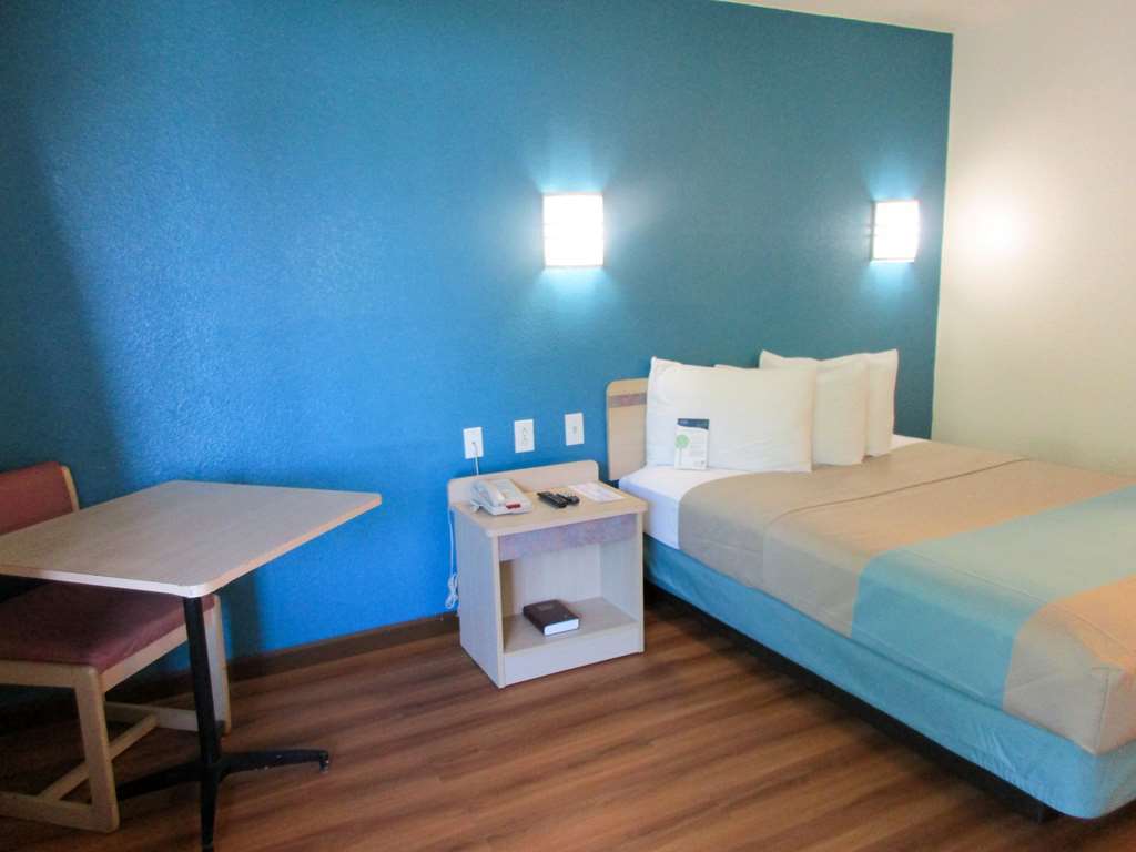 Motel 6 Huntsville - Madison Habitación foto