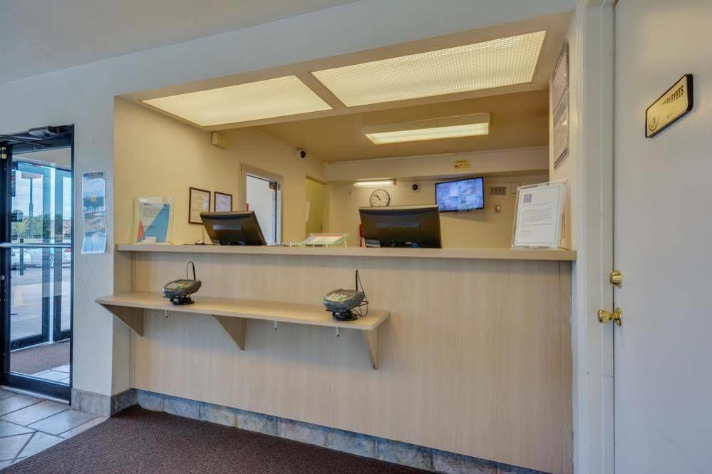 Motel 6 Huntsville - Madison Exterior foto